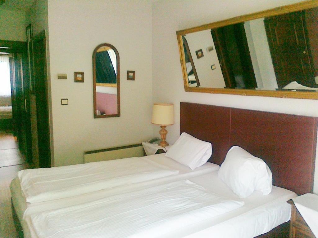 Gaestehaus Auerhahn Vöcklabruck Εξωτερικό φωτογραφία